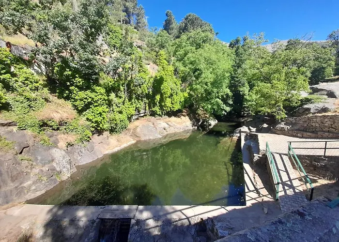 La Casa Del Puerto Vakantiehuis El Arenal (Castile and Leon)